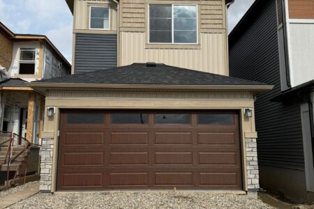 416 Homestead Grove Northeast